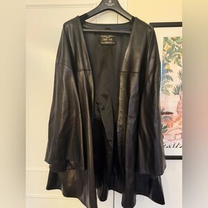 Elegant Black Leather Women's Jacket